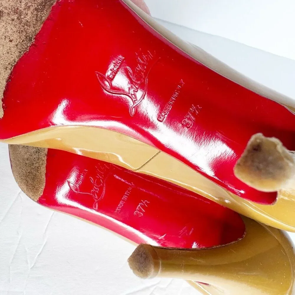 Christian Louboutin Beige Nude Patent Leather Heel Classic Round Toe Pumps 37.5